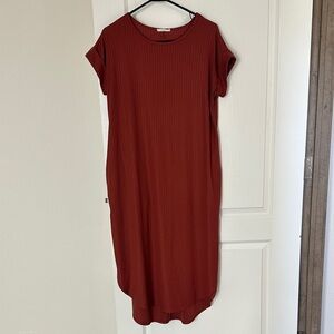 Deep orange/Redish Tinted Ribbed Dress